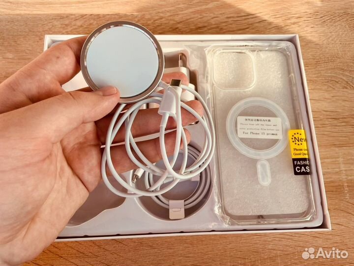 Набор iPhone 5 в 1 airpods magsafe, power bank