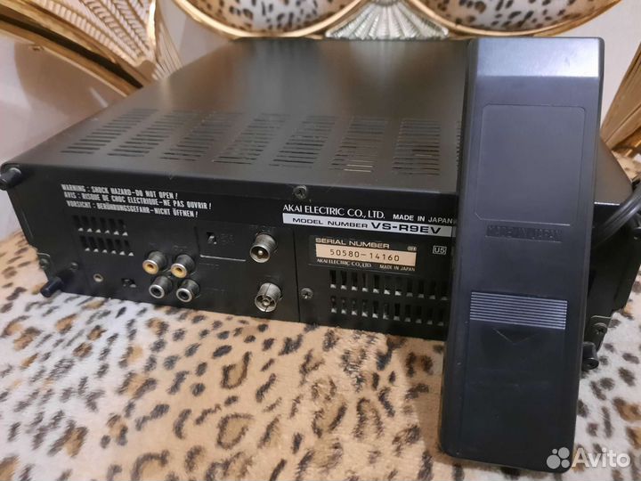 Akai видеомагнитофон