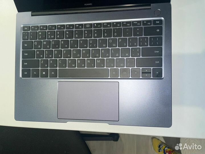 Ноутбук huawei matebook series
