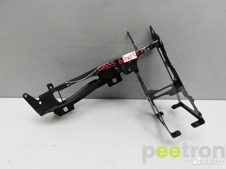 Б/У Б/У Кронштейн фары новая 51647320386 BMW