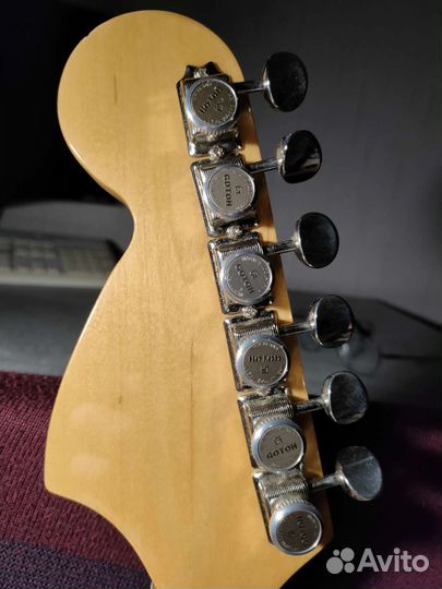 Электрогитара Mustang