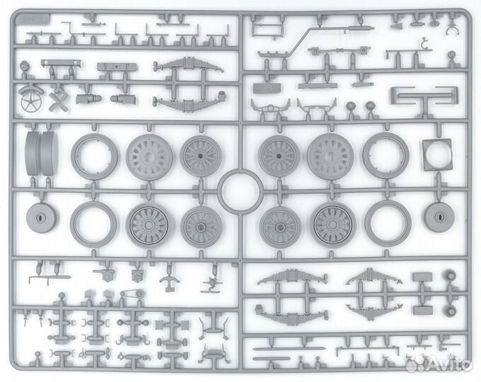 Сборная модель автомобиля ICM 35653