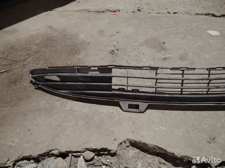 Решетка в бампер Peugeot 206