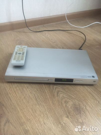 DVD плеер plhilips