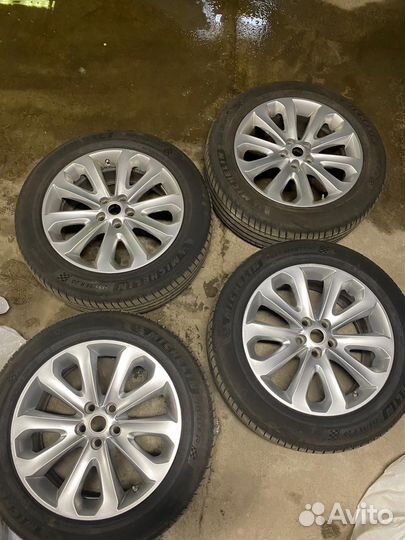 Колеса 255/55 R 20 Range Rover Michelin