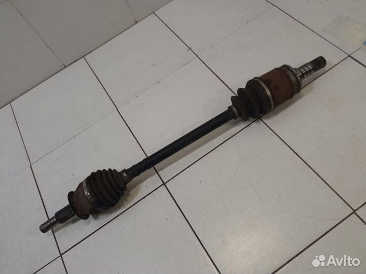 Привод задний правый Infiniti Q50 V37