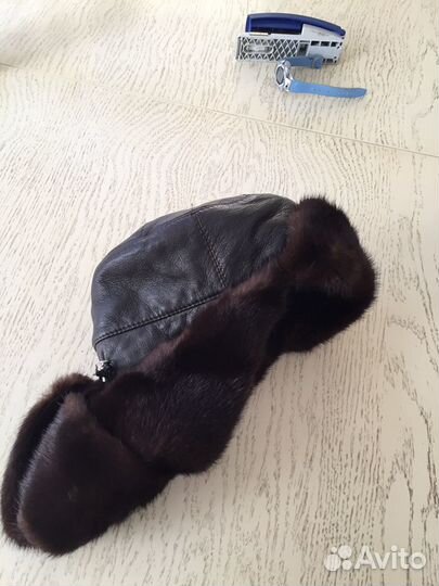 Шапка кожа и мех натуральный