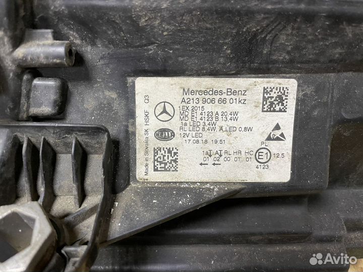 Фара правая w213