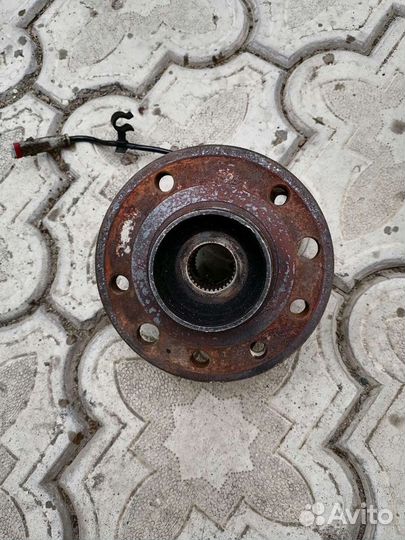 Передняя ступица