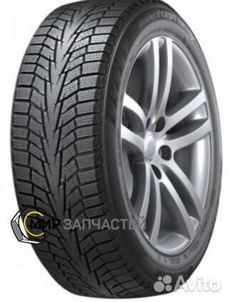 Hankook Winter I'Cept iZ 2 W616 215/55 R17 98T