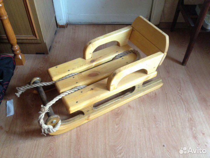 Детские санки дерево