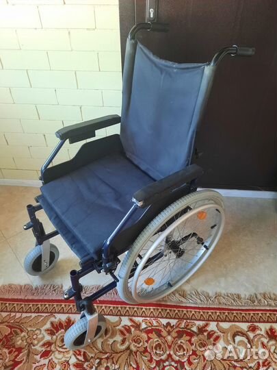 Инвалидная коляска