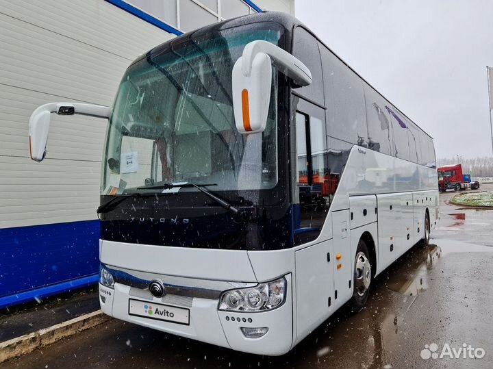 Туристический автобус Yutong ZK6122H9, 2023