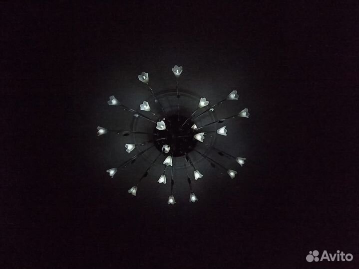 Люстра потолочная