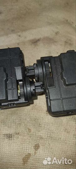 Моторчик фары xenon (сервопривод отражателя) volvo