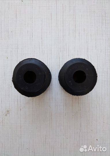 Фтулки реактивных тяг ваз 2101 СССР (новые)