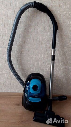 Пылесос Tefal City Space Cyclonic tw2521ra
