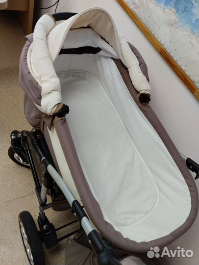 Коляска универсальная
