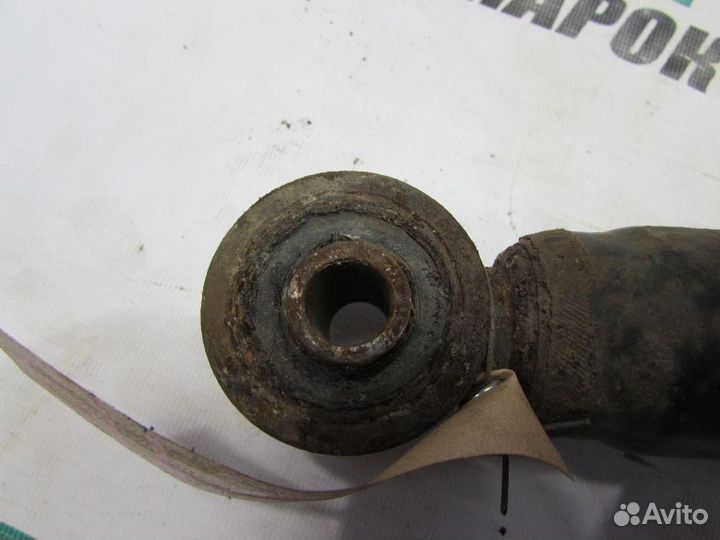 Амортизатор передний для Toyota Hilux Surf 3 1995