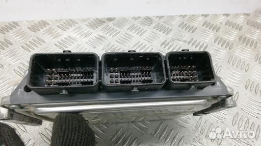 Блок управления двс renault megane 3 (95X04PC01)