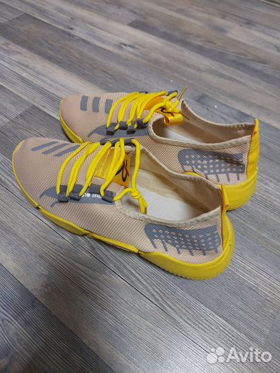 Кроссовки облегчённые, для фитнеса