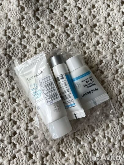 Real Barrier Набор косметики