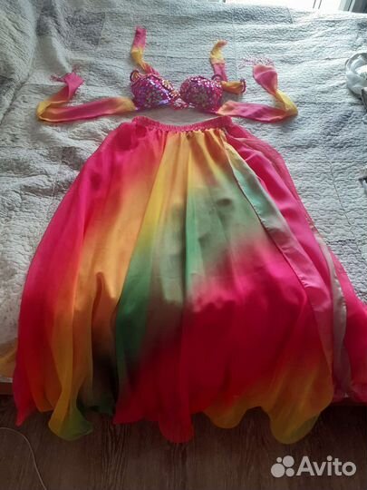 Костюм и юбки трёхцветные для восточных танцев