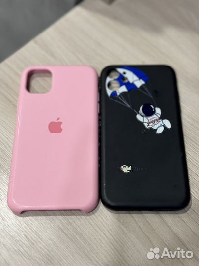 Чехлы на iPhone 11