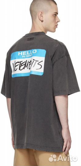 Футболка Hello my name is Vetements