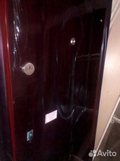 Дверь входная металлическая новая