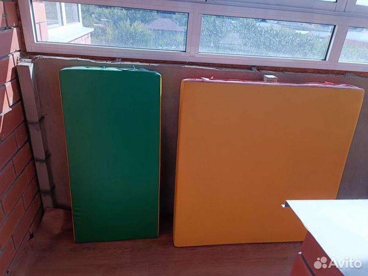 Гимнастический мат