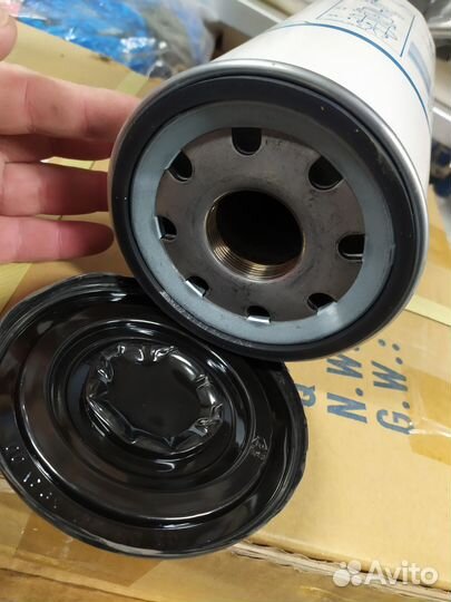 Фильтр масла volvo 21707132