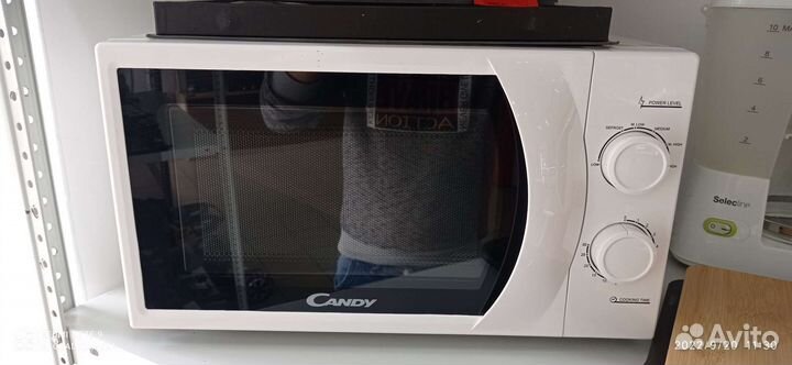 Микроволновая печь Candy новая (Дубовка)