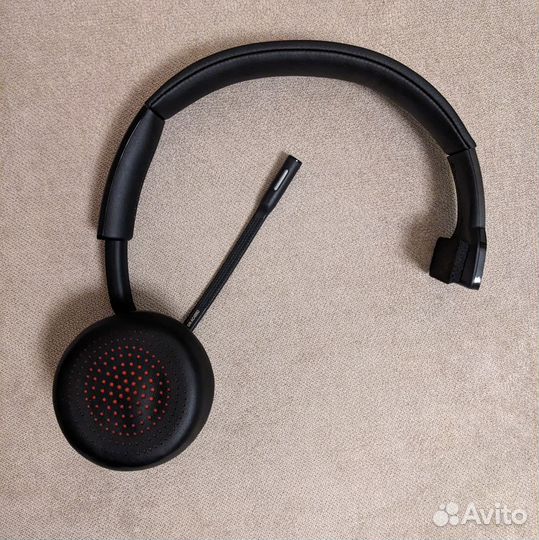 Plantronics Poly Voyager 4210