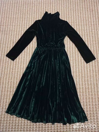 Платье бархатное