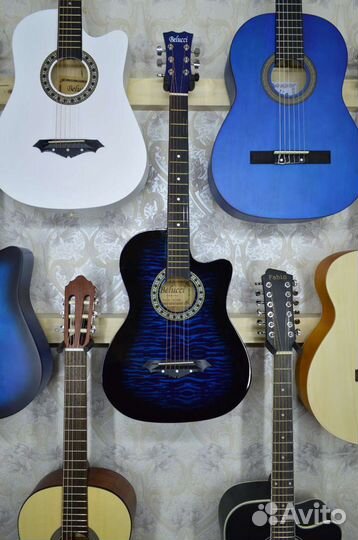 Гитара акустическая, новая + комплект