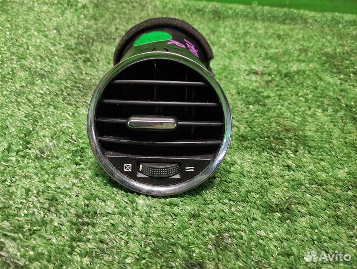 Дефлектор торпедо правый Chevrolet Cruze J300 2009