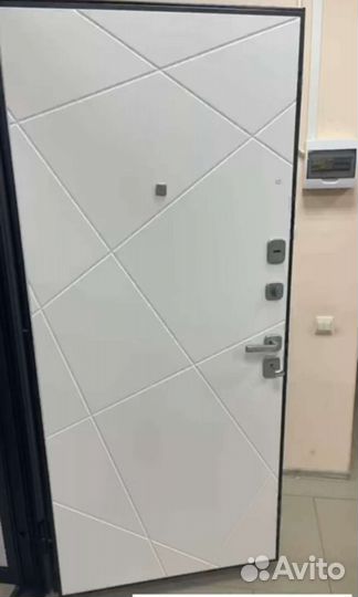 Дверь входная