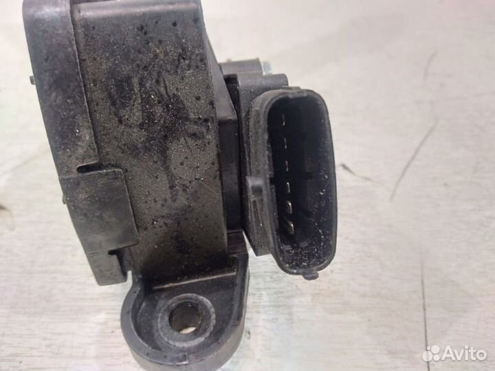 Педаль газа Hyundai Solaris 2 2010-2017