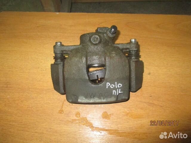Суппорт передний левый VW Polo Фольксваген Поло