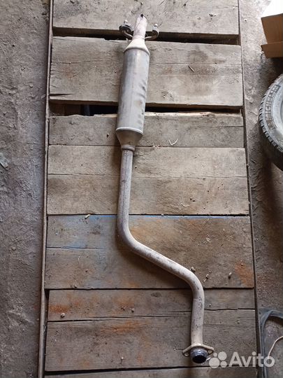 Выхлопная труба на geely мк