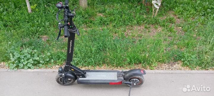 Самокат взрослый электрический бу