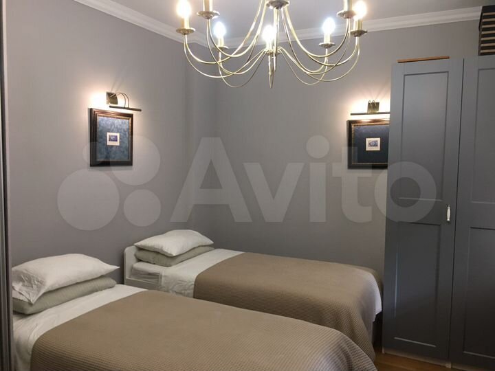 Комната 35 м² в 1-к., 1/2 эт.