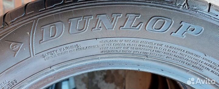 Dunlop SP Sport Maxx 215/55 R16