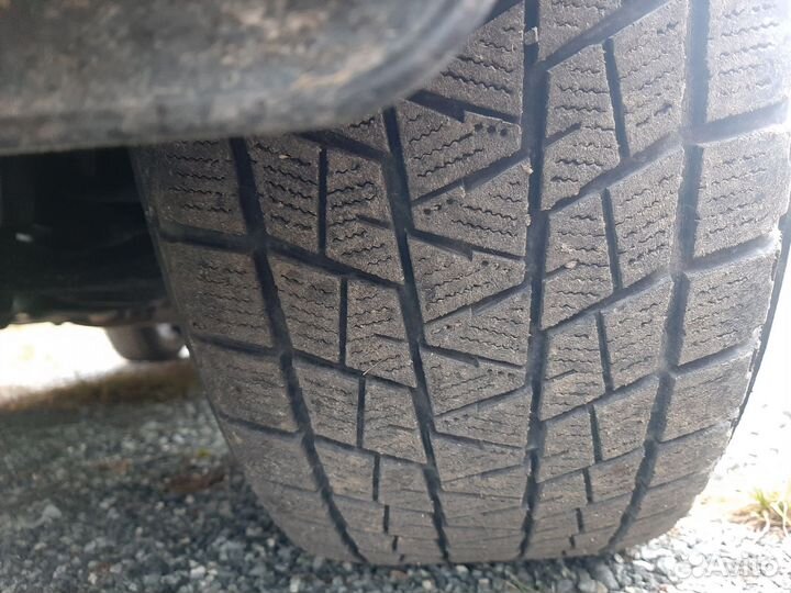 Bridgestone Blizzak DM-V1 225/65 R18 103R