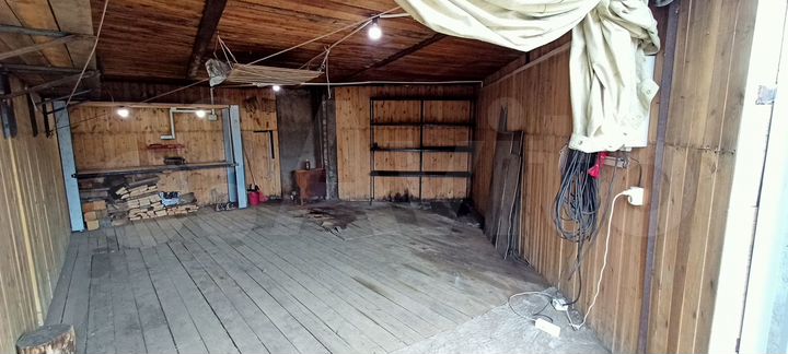 Гараж, > 30 м²