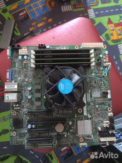 Intel s1200v3rp lga 1150 + intel i3 4370 + 16 gb