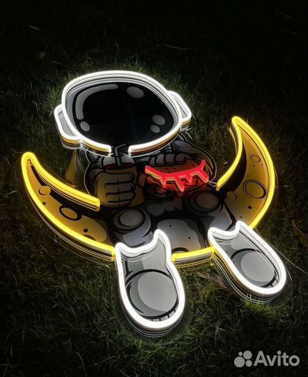 Светящаяся надпись / Неоновая реклама