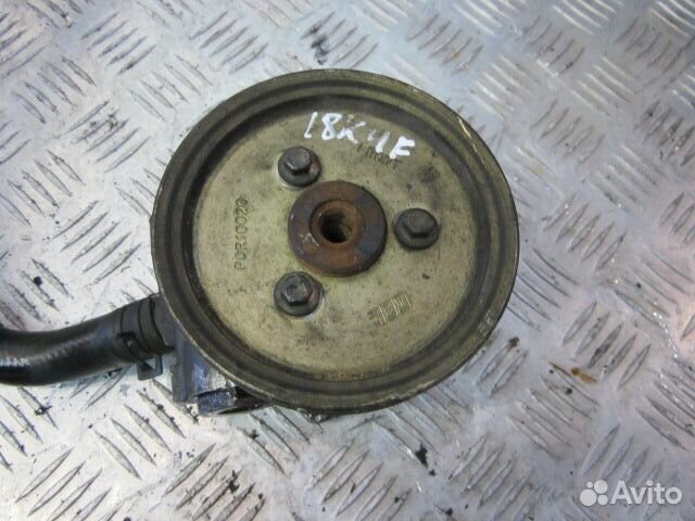 Насос гур для Ленд Ровер Фриландер 1.8 18K4F