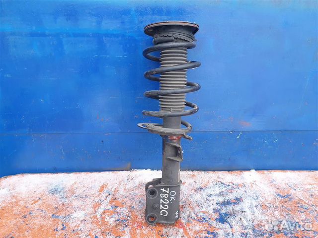 Стойка передняя левая Ford Mondeo 5 2014-2019